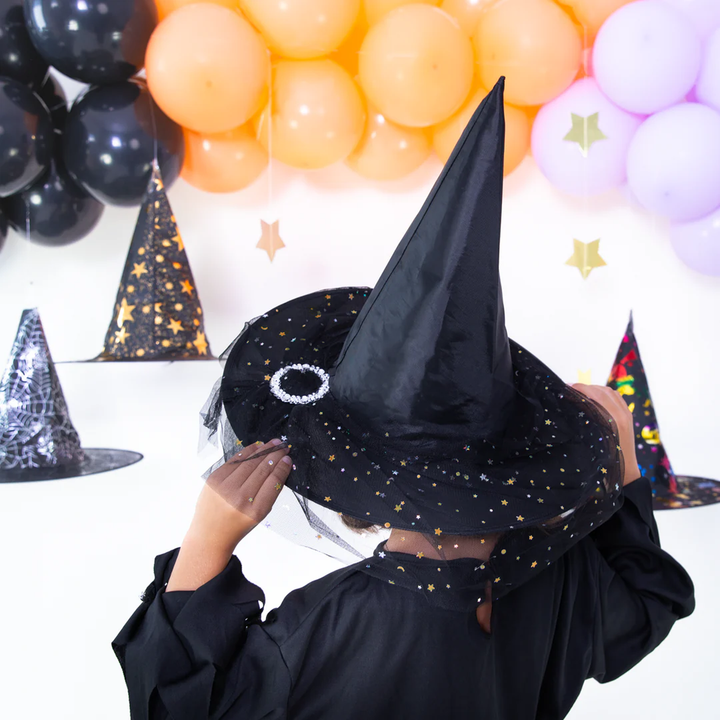 Kapelusz czarownicy z tiulem czarno-srebrny 38x32cm