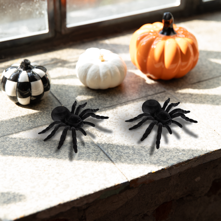 Halloween dekoracja mała tarantula 2szt.