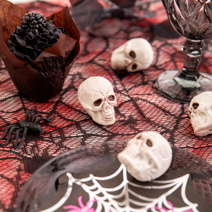 Halloween dekoracja Czaszki 12 szt.