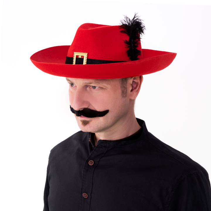 Kapelusz muszkietera czerwony
