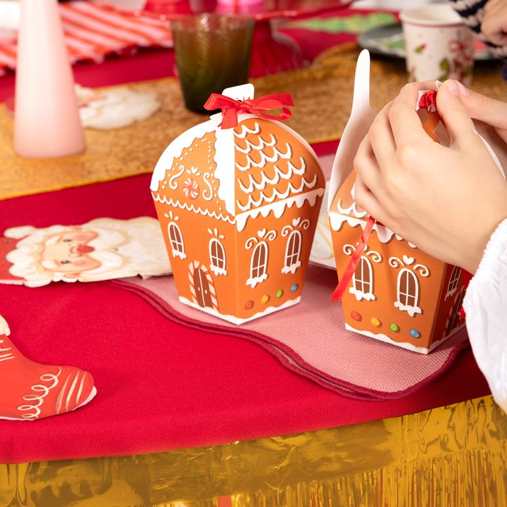 Pudełko na prezent Chatka z Piernika  6szt. DIY
