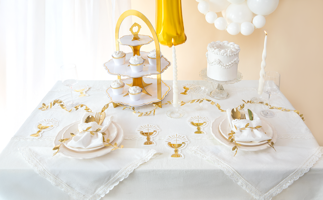White and gold cookie stand 34x45 cm
