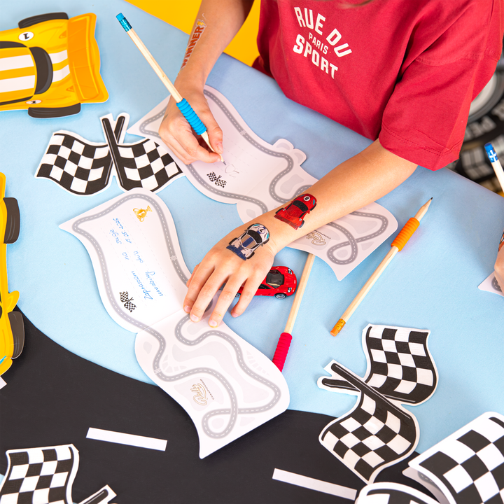 Zaproszenie na imprezę Wyścigówki 6 szt. zestaw