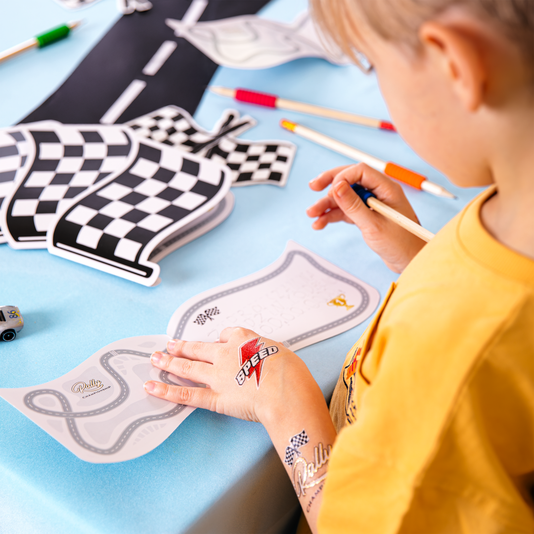 Zaproszenie na imprezę Wyścigówki 6 szt. zestaw