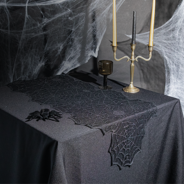 Bieżnik koronkowy pajęczyny Halloween czarny 45x183 cm