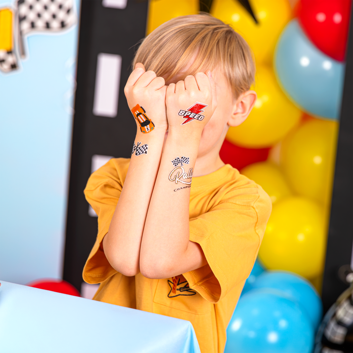 Tatuaże zmywalne Wyścigówki 14 szt. zestaw