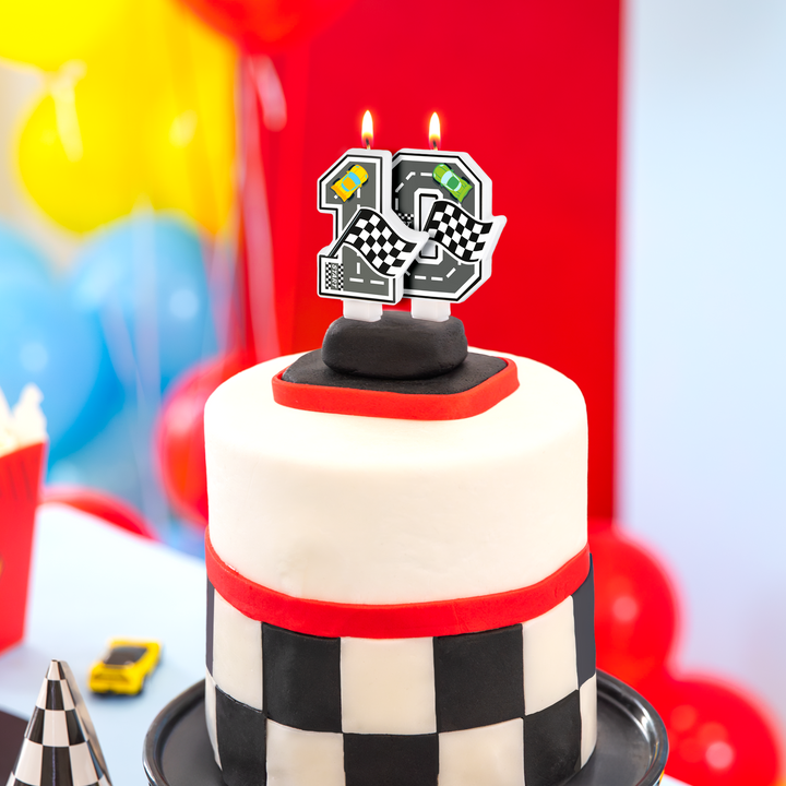 Świeczka na tort Wyścigówki cyfra 0