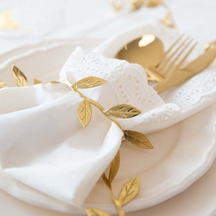 Ribbon garland golden leaves 300cm