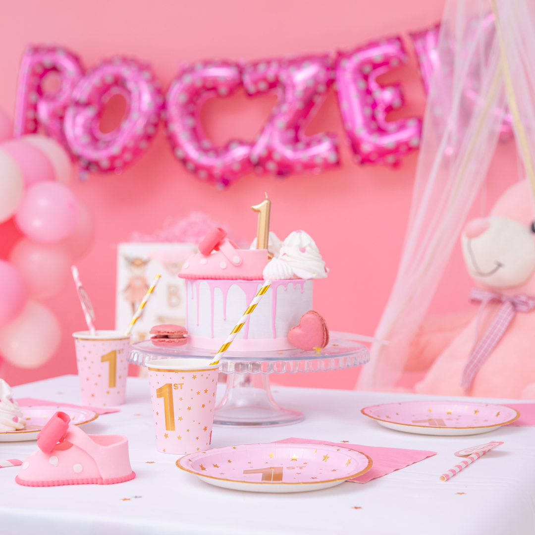 Talerzyk papierowy różowy w złote gwiazdki Roczek 7cali 6szt.