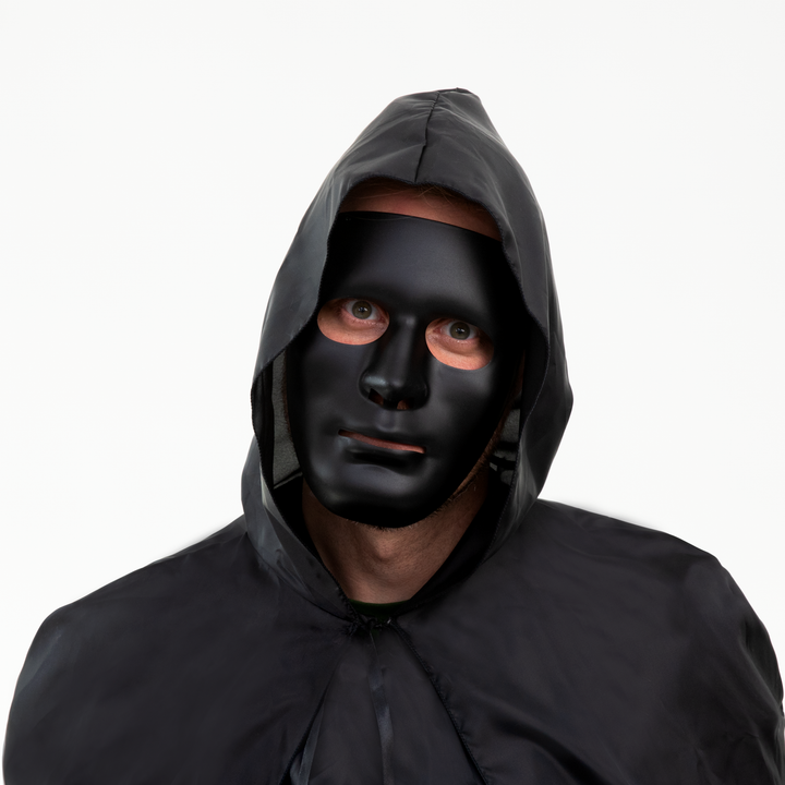Matte black face mask 15.5x18cm
