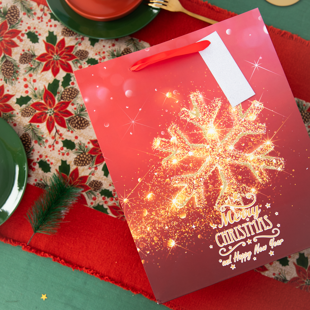 Torebki na prezenty Merry Christmas and Happy New Year średnie 12szt. mix