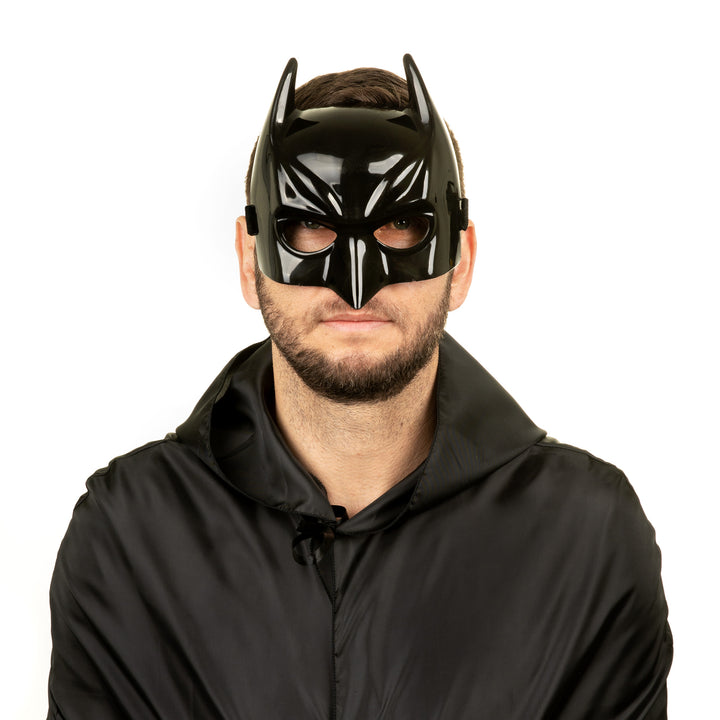 Maska Halloween Człowiek Nietoperz kompozycja