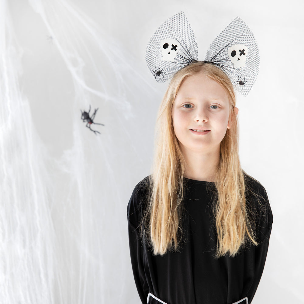 Opaska Halloween Kokarda Czaszki Pająki kompozycja